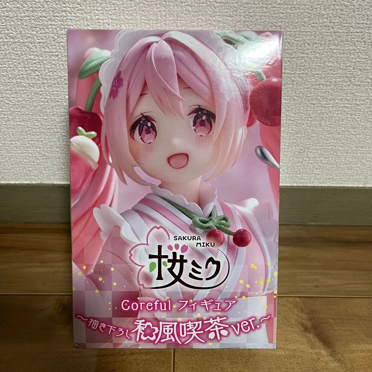[100% Original]  Vocaloid Hatsune Miku Sakura Miku Coreful Figure MK00061