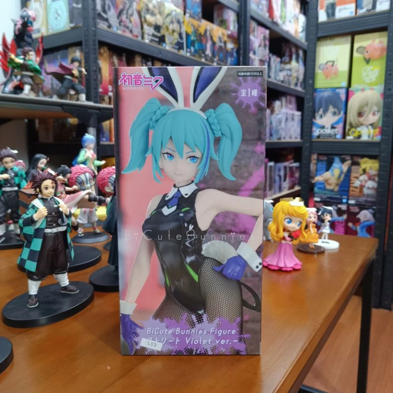 [100% Original] Hatsune Miku ? BiCute Bunnies Figure -Street Violet Color ver. MK00050